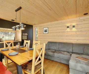 Chalet Neuf à Courchevel 1850, Prêt Pour 6 Avec Ski Aux Pieds Et Wifi! - Fr-1-575-233