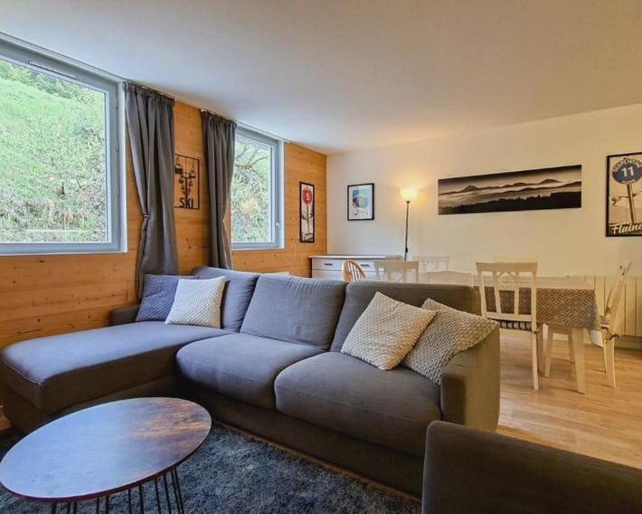 Résidence La Petite Ourse - Appartement spacieux et chaleureux · Centre station MAE-7362