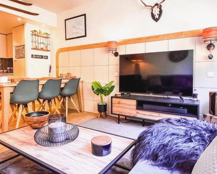 Large 2-Bedroom Apartment, Centre of Flaine Foret