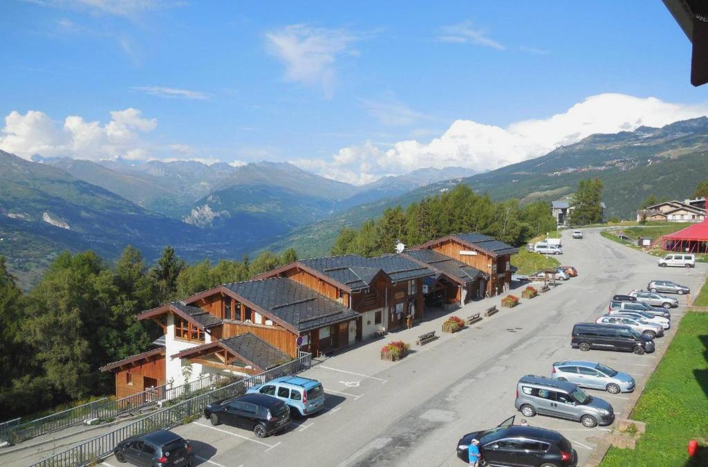 Appartement La Plagne, 1 Pièce, 4 Personnes - Fr-1-353-71