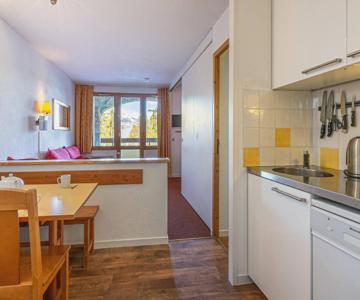 Appartement La Plagne, 2 Pièces, 4 Personnes - Fr-1-353-44