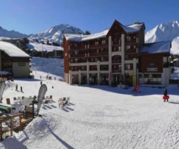 Family Nest At The Foot Of The Ski Slopes