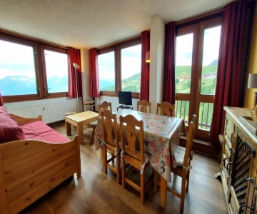 Appartement La Plagne, 2 Pièces, 5 Personnes - Fr-1-351-30
