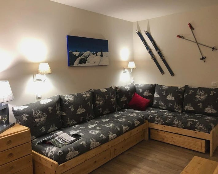 Appartement rénové ski aux pieds, balcon, 5 pers.