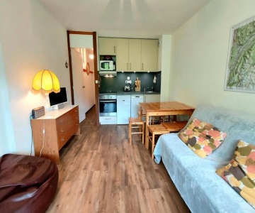 Appartement La Plagne, 2 Pièces, 6 Personnes - Fr-1-351-164