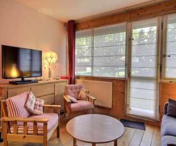 Appartement La Plagne, 3 Pièces, 6 Personnes - Fr-1-455-240