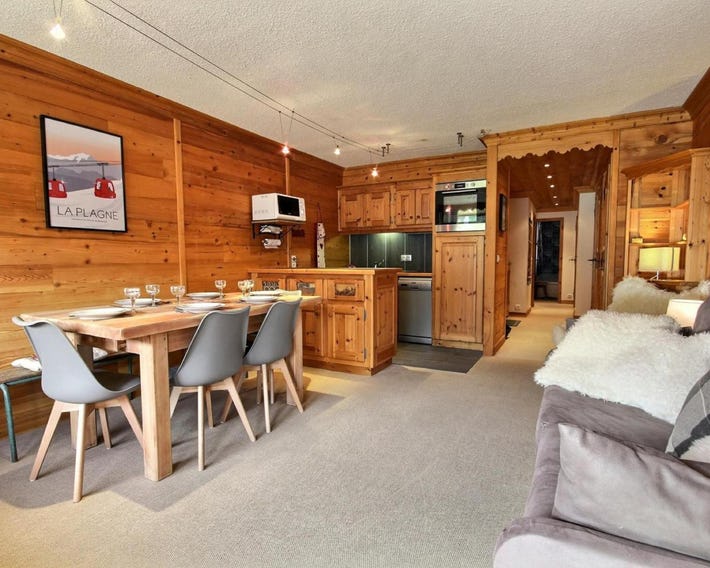 Appartement La Plagne, 3 Pièces, 6 Personnes - Fr-1-455-241