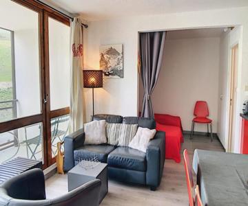 Appartement lumineux au centre avec balcon - FR-1-267-200