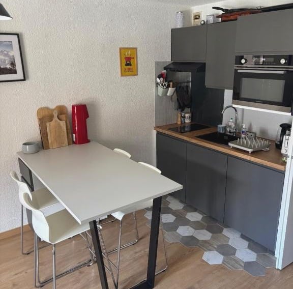 Location studio plein centre Les Carroz