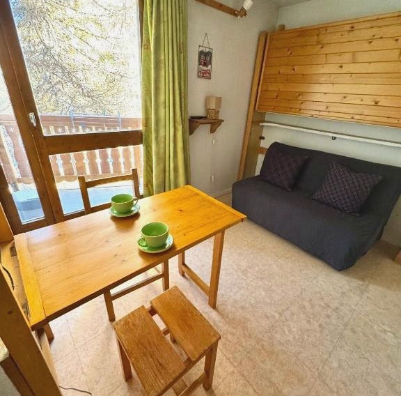 Studette avec balcon parking et casier à ski 2 min du Jandri 3S aux 2 Alpes