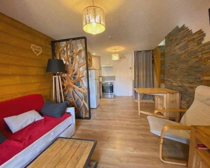 Beautiful 42m2 appartement, quiet, free covered parking