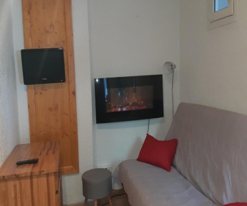 Appartement Les Deux Alpes, 2 Pièces, 4 Personnes - Fr-1-516-180