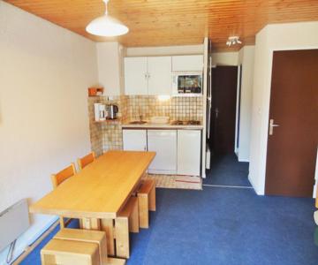 À Deux Pas Des Pistes Et De La Crèche, Appartement Cosy Avec Terrasse, Parking Et Casier à Ski. - Fr