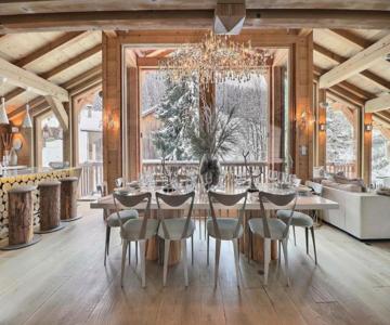 Chalet Explorer