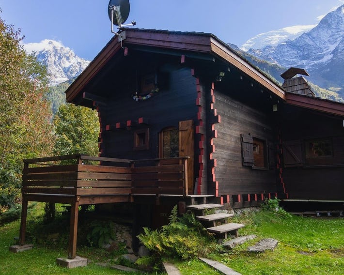Mazot Du Mont-blanc In Chamonix