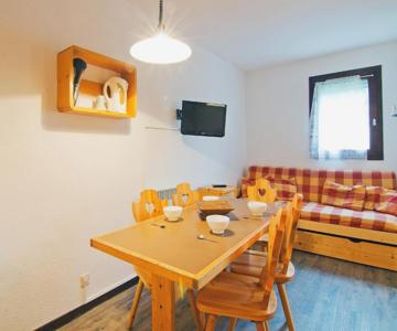 Apartment Villaret 317 by Interhome