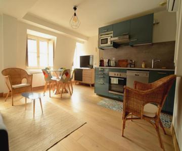 Tiny duplex climatisé