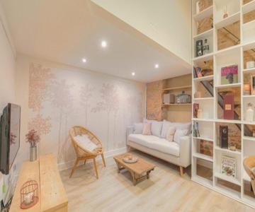 Duplex De Caractère En Hypercentre