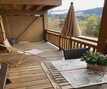 Beautiful Chalet With Fireplace - Near Park