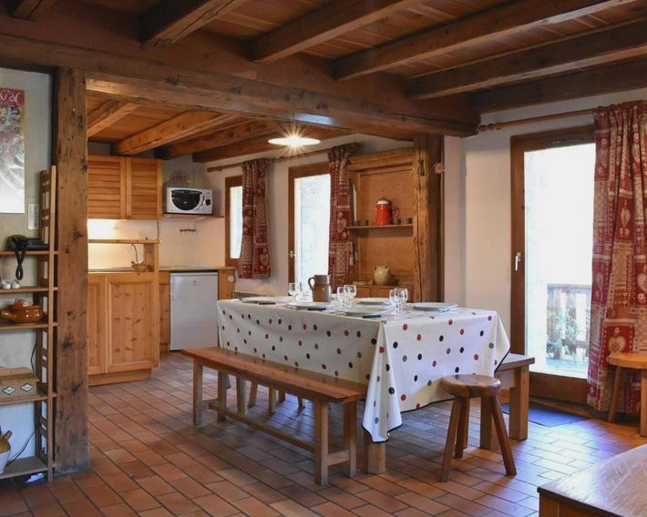 Chalet typique 8 personnes à Méribel, calme et pittoresque