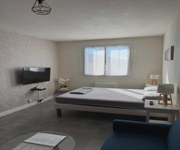 Joli studio avec parking privé, bien situé