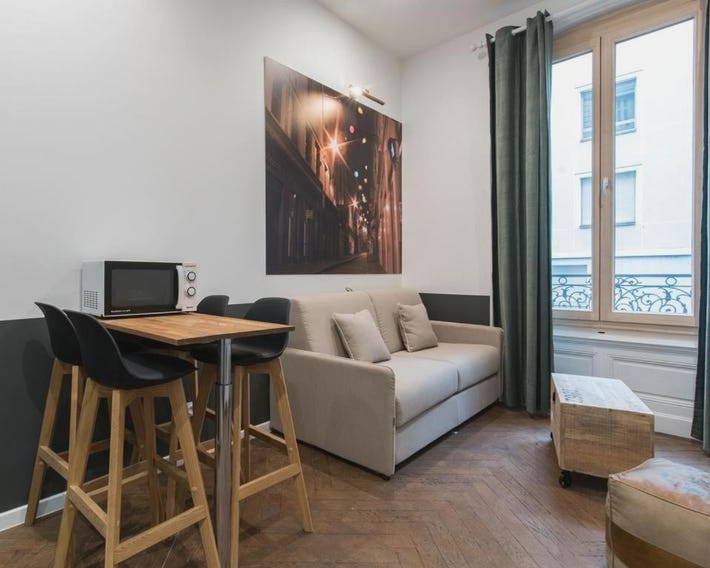 Centre/Place Jaurès * Studios MyCityHome * Mezzanine