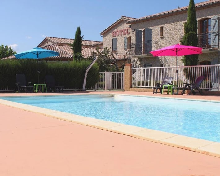 Hôtel et Restaurant Logis Le Mas de Mon Père