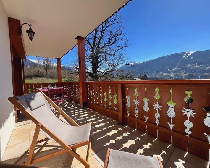 Appartement T2 lumineux avec terrasse et Wifi