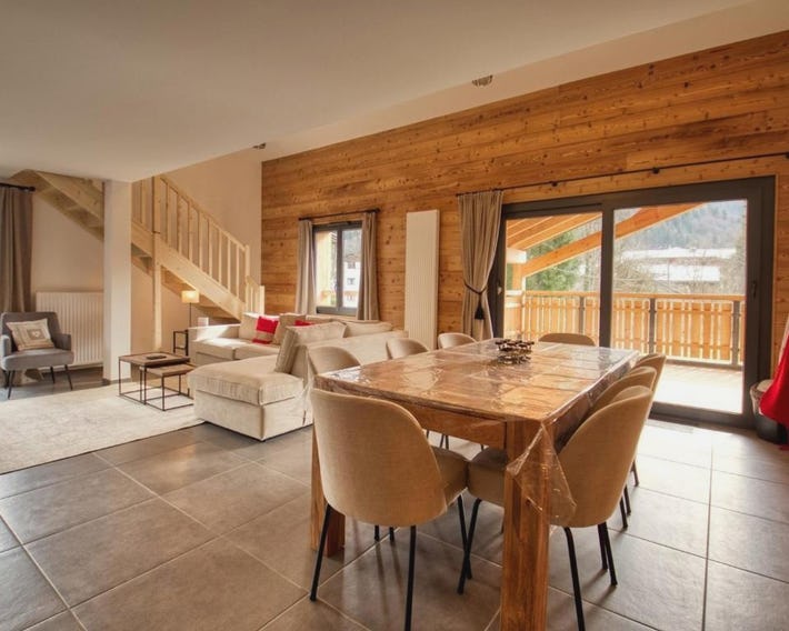 Bel appartement neuf 8 pers, Samoëns, près village, WIFI inclus