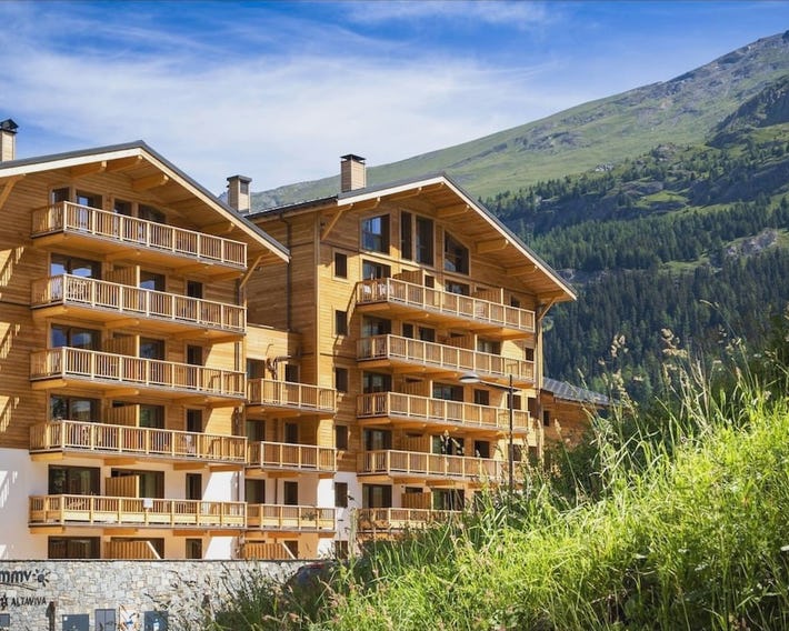 Apartment In Tignes With Ski-in/ski-out Access