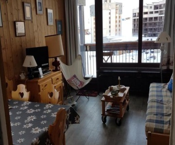 MyHome PRA37 - Emplacement exceptionnel - T2 6 pax - dernier etage vue montagne