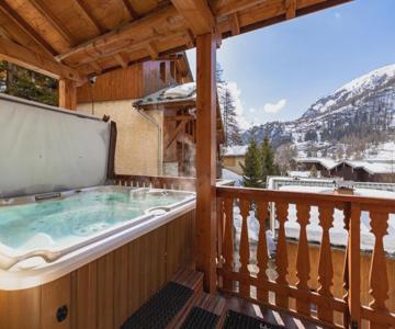Chalet Boubou Plus By Chalet Chardons