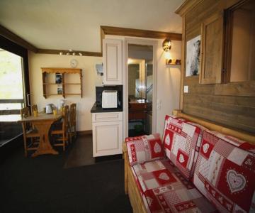 Résidence Palafour - Studio cabine 4 personnes pieds des pistes - balcon vue Grande Sassière MAE-364