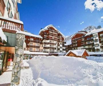 Le Rond Point des Pistes - 4 personnes - Tignes Val Claret 2100m - skis aux pieds
