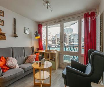 Appartement Val-d'isère, 4 Pièces, 6 Personnes - Fr-1-694-342
