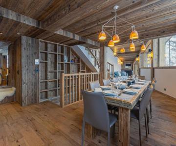 Chalet de luxe lumineux avec panorama, WIFI, garage, balcons et services haut de gamme, Val-d'Isère 