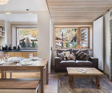 Duplex rénové avec parking, proche centre et remontées, navette et bus à deux pas - FR-1-567-41