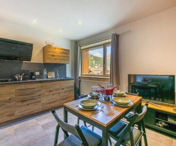 Charmant 2 Pièces à Val D'isère - Wifi, Pour 4 Pers - Fr-1-694-363