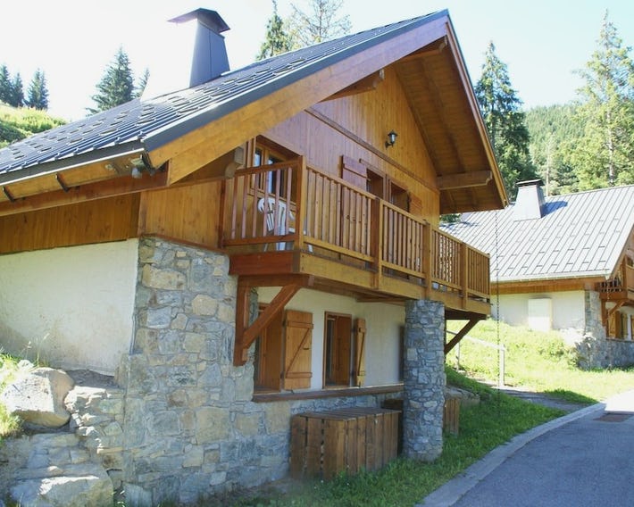 Chalet In Huez Near Ski Slope