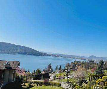 La lumière du lac, duplex avec vue lac, parking
