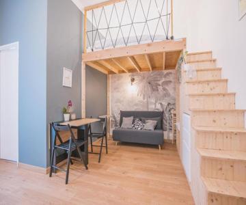 Studio calme centre mezzanine confortable "Vichy mon amour" dans la Villa Marie Céline