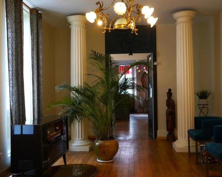 Ariane Hotel