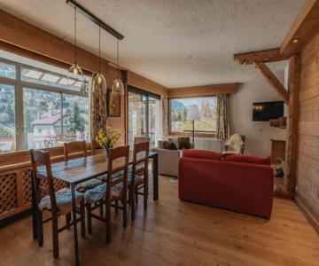 appartement 103m2 près de Megève, face à télécabine la Princesse,2 chambres , garage, local à ski