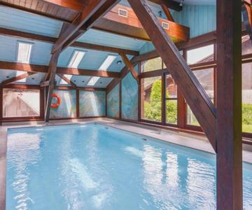 Appartement Chaleureux à Les Houches 29 M² Avec Piscine Partagée