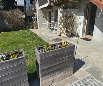 Dans hameau, près des pistes logement de plein pied au calme