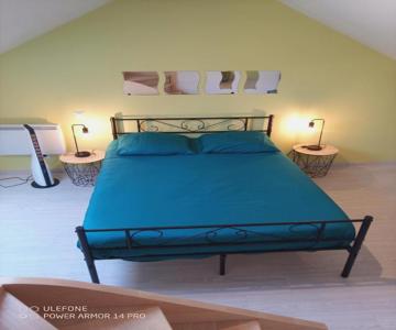 très grand appartement de 90 m2 chez l'habitant avec trois ventilateurs, jusqu'à 6 personnes
