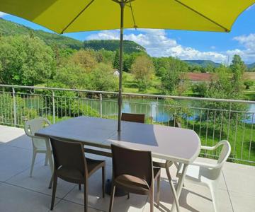 Maison de Vacances - vue panoramique rivière