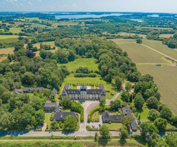 Apartment Château De Kergonano-10 by Interhome