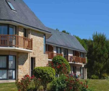 Joli T2 Résidence du Golf avec terrasse