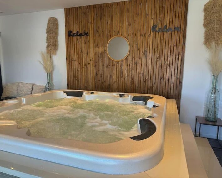Maison spacieuse spa & jardin